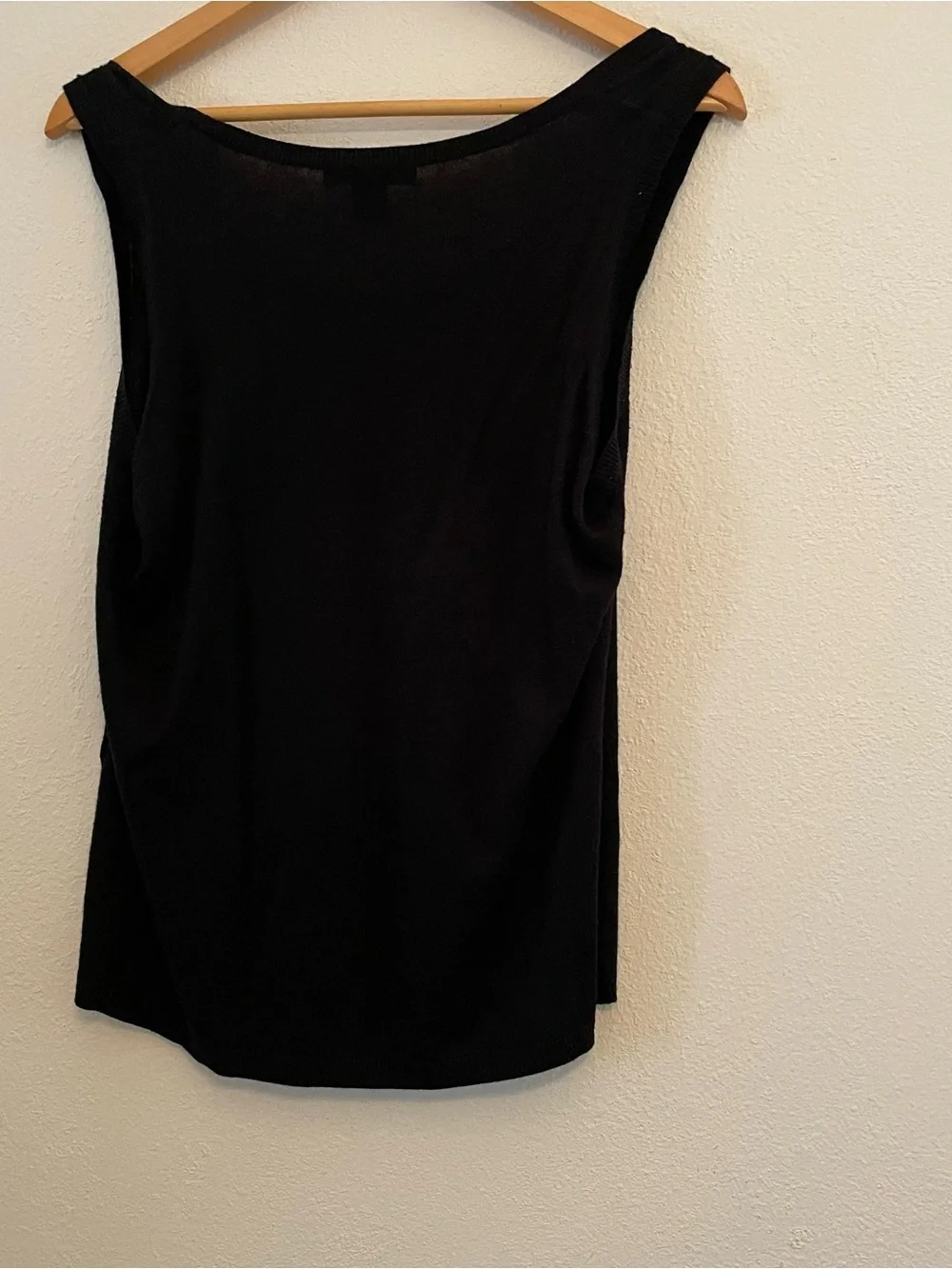 August Silk Women’s Tank Top XL Black Silk Sweater Blend Lightweight Basic - Picture 2 of 5
